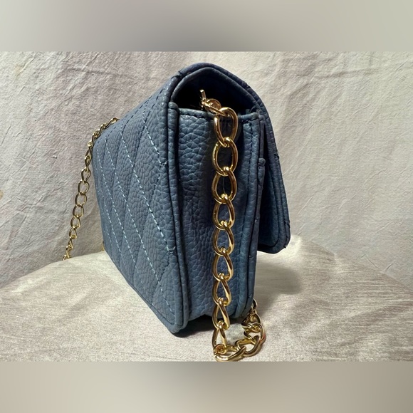 BCBG Paris Drop-Shoulder Chain Strap Clutch (SMALL) - Picture 5 of 10